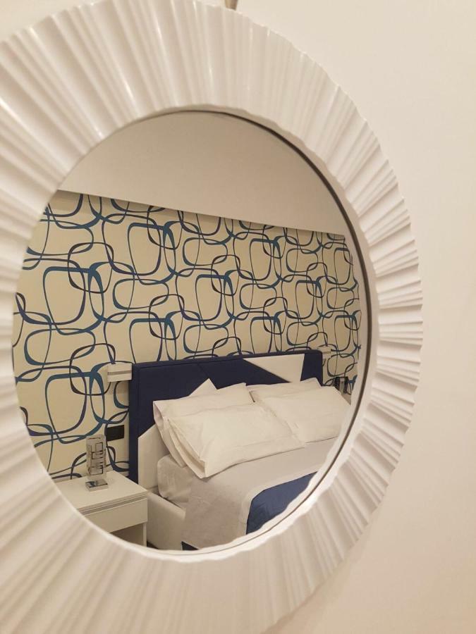 Starita Bed & Pizza Bed & Breakfast เนเปิลส์ ภายนอก รูปภาพ